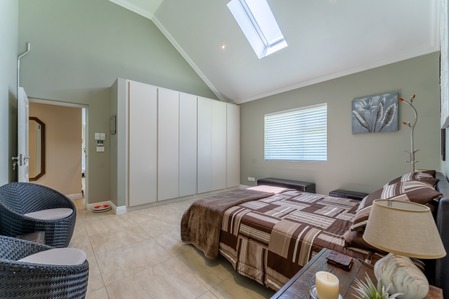 3 Bedroom Property for Sale in Lake Michelle Western Cape